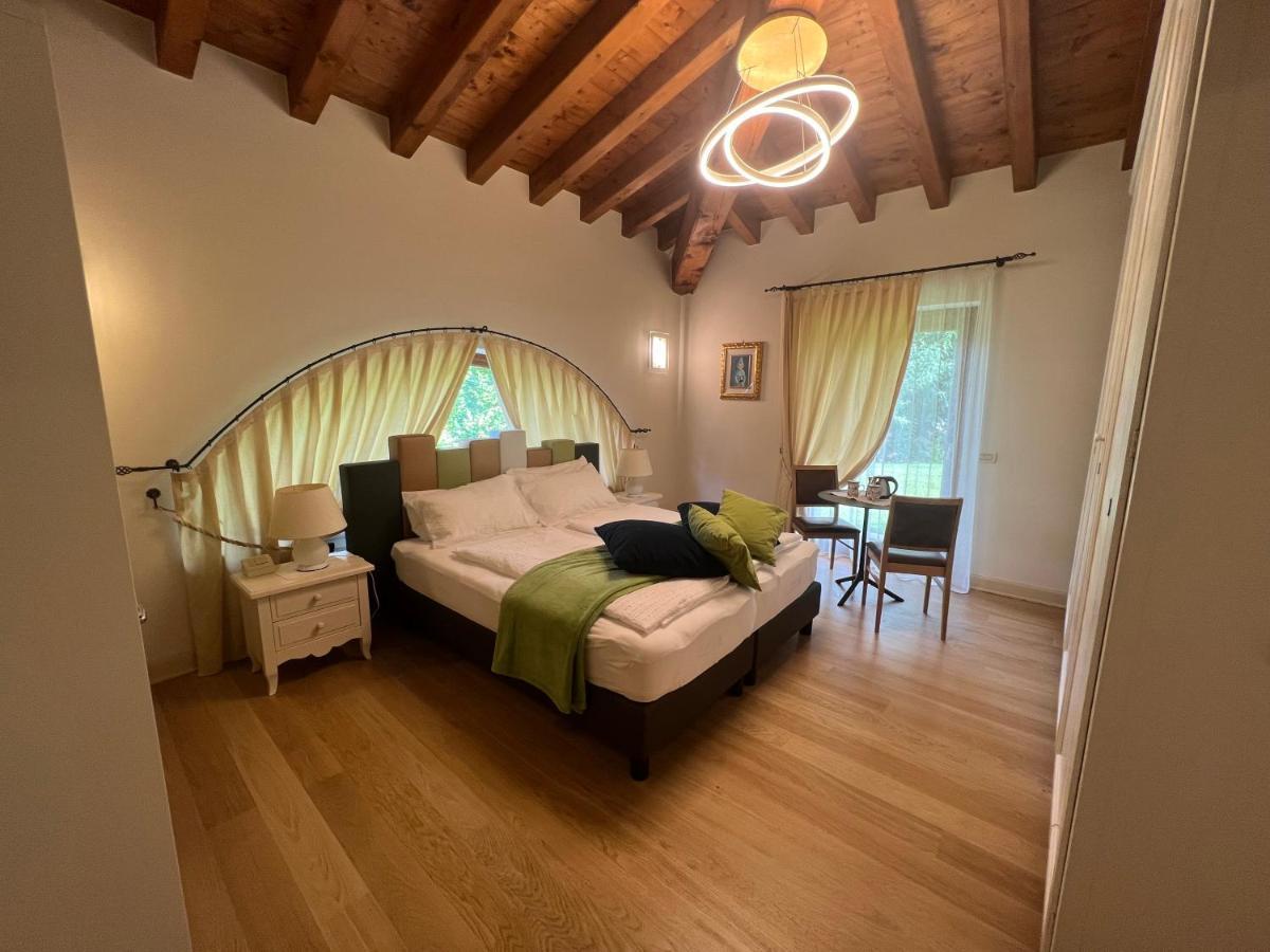Steba House Savani Barbara Foresteria Lombarda Lonato del Garda Exterior foto